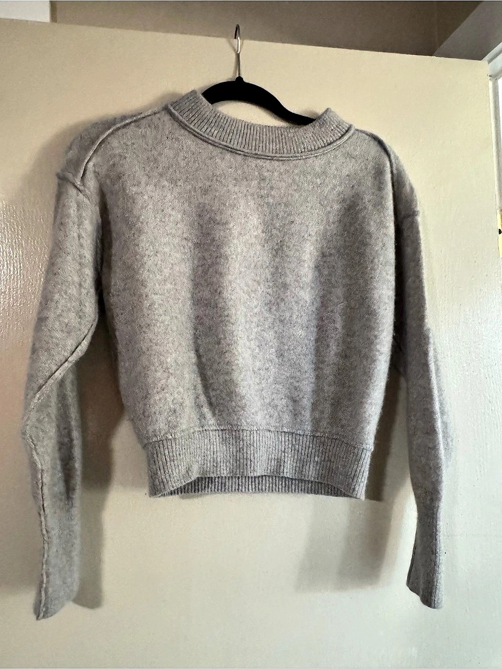 Free PeopleGray Crew Neck Sweater Like New